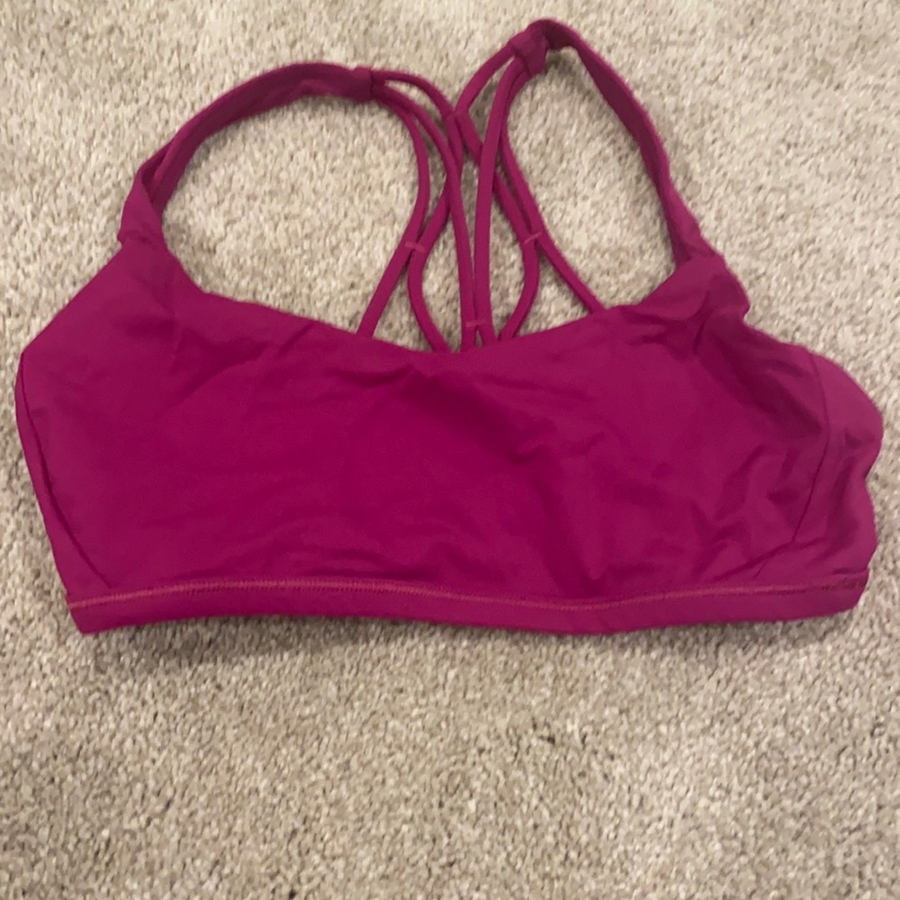 Lululemon sports bra